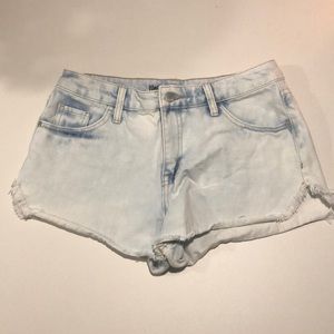 Light wash denim shorts